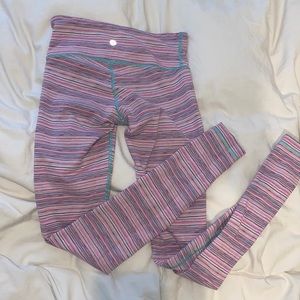 lululemon wunder under leggings! size 4!